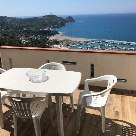 Appartamento Vista Mare Capo dʼOrlando Εξωτερικό φωτογραφία